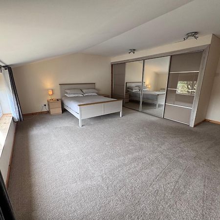 Langside Apartments Newhouse 外观 照片